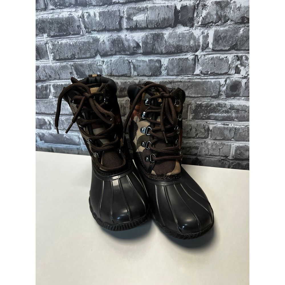 Magellan boots
